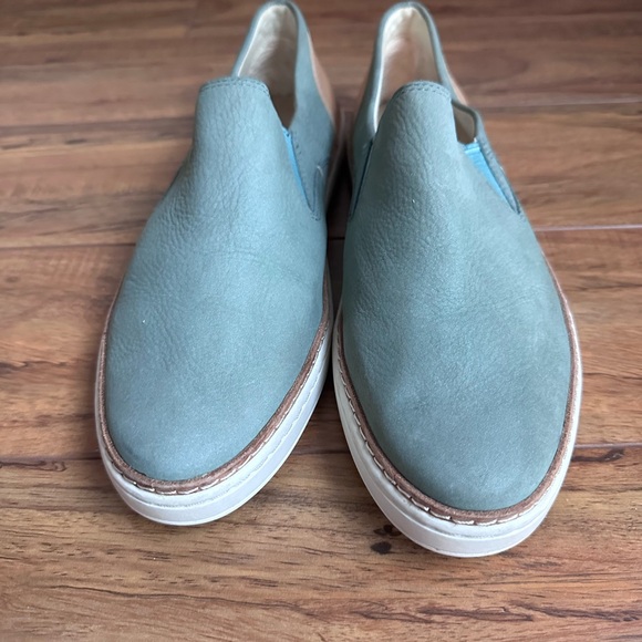 UGG Adley Slip-On Shoes - Picture 7 of 7